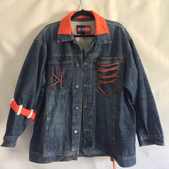 Hand painted denim jacket - Picture 2 of 7